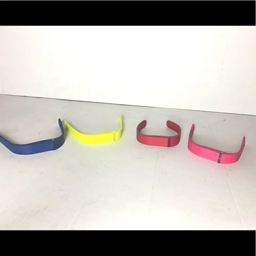 Fitbit Replacement Band Bundle  - Picture 3 of 5